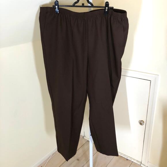Alfred Dunner EUC Women's Brown Pull On Pants Size 24W - Picture 1 of 6